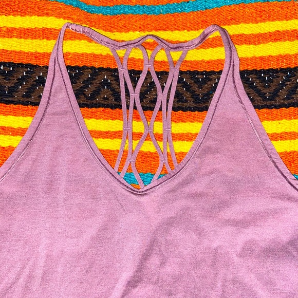 Lavender Lulu Lemon Tank Top Size 2 - Picture 2 of 6